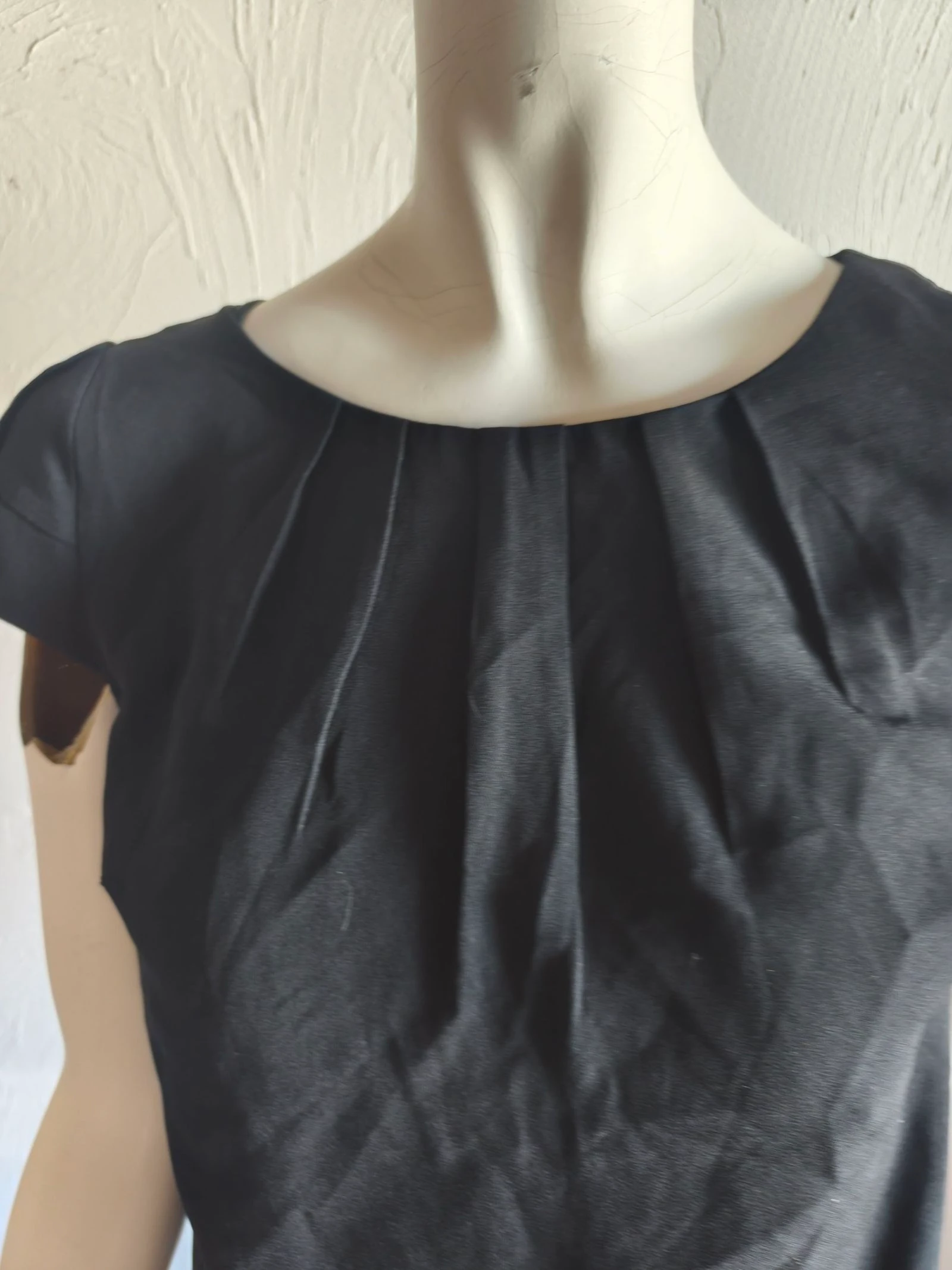 Set zwarte en rode blouses – photo 3
